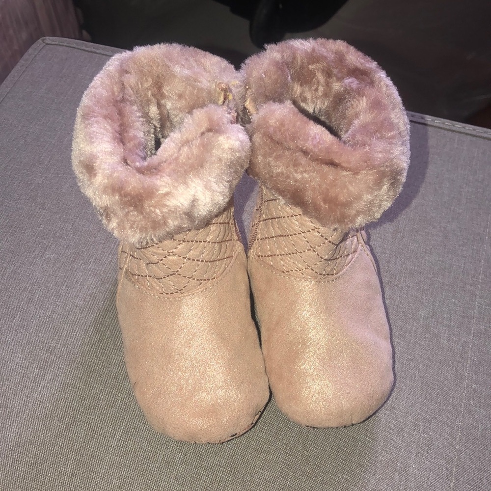 Boots - Picture 5 of 6
